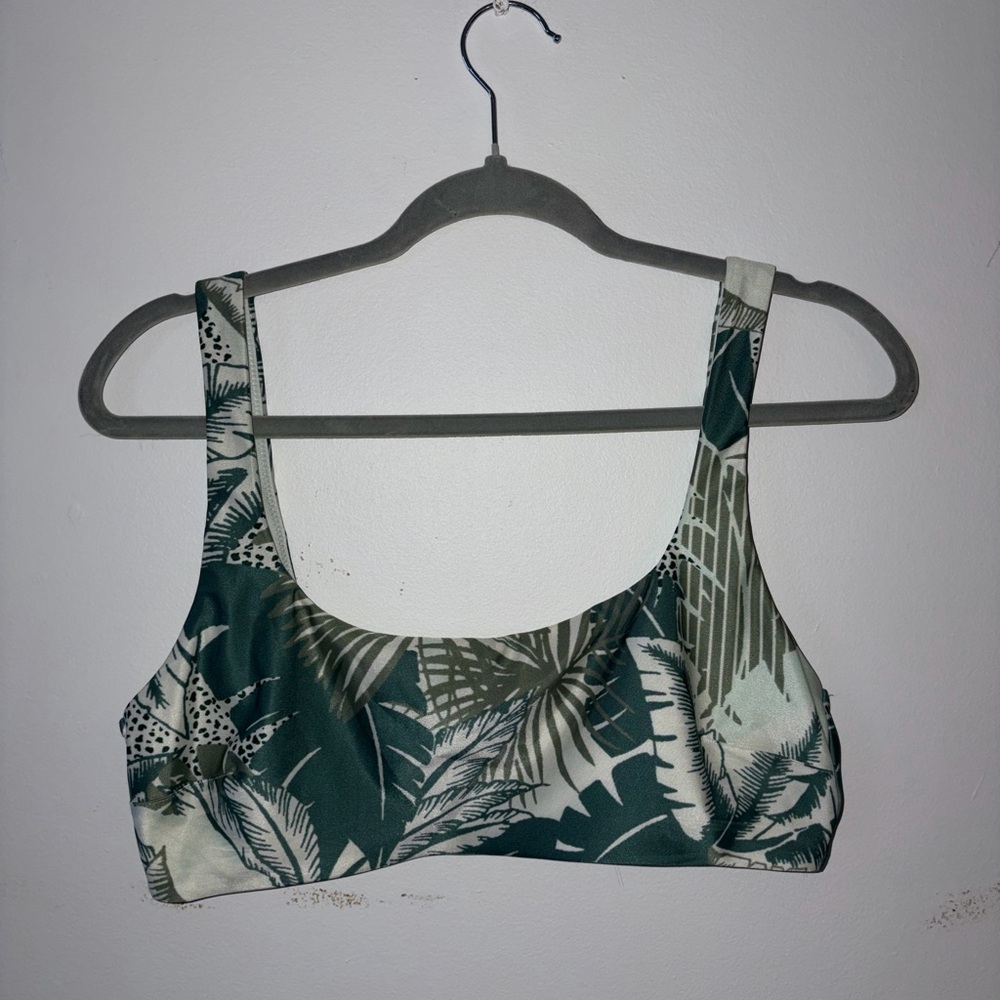 Aerie NWOT Tropical Print Bikini Top